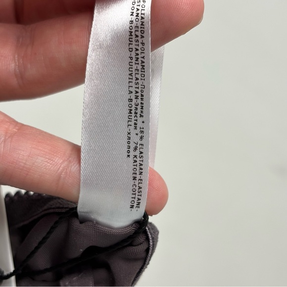 Prima Donna Madison Toffee Thong Lace Panties NWT Size Medium (UK) - Picture 11 of 11